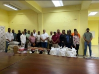 NUESTRO DIRECTOR EJECTIVO REALIZA ENTREGA DE HERRAMIENTAS A LOS PRODUCTORES MIEBROS DE LA ASOCIACIÓN DE GANADEROS DE LOMA LARGA POR MEDIO DEL PROMEGAN