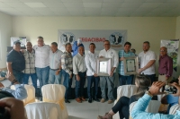 FEGACIBAO CELEBRA SU ASAMBLEA 2024 Y RECONOCE AL DIRECTOR EJECUTIVO.